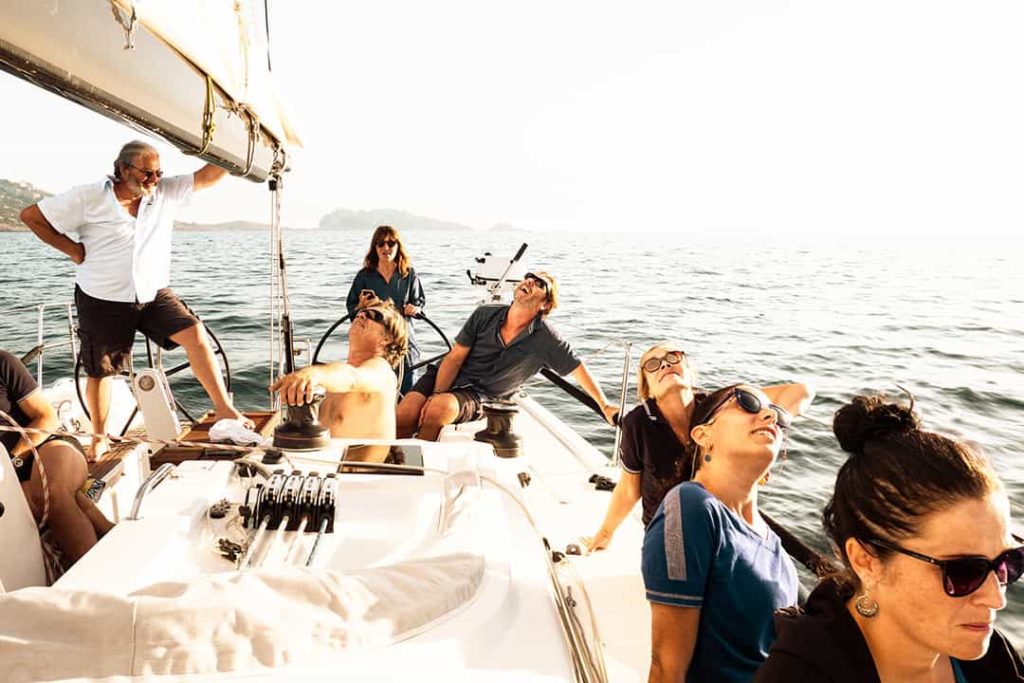 Coaching en groupe au large de marseille